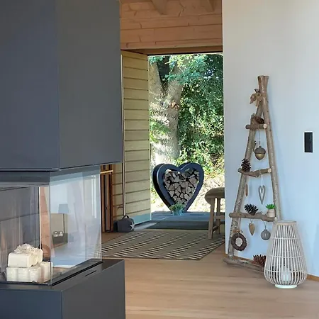 Oaktree-cottage *